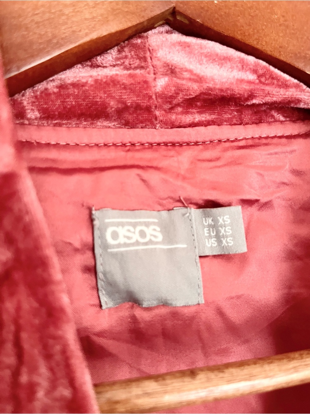 ASOS Crushed Velvet Robe - Picture 5 of 6